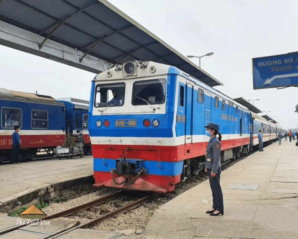 Hanoi to Ninh Binh Train